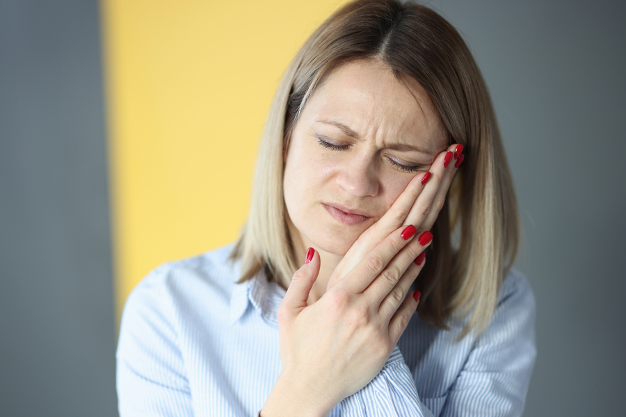 Болит лицо